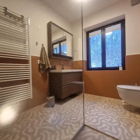 Appartement Parkside Haven With 4 Bedrooms & Free Parking Ljubljana